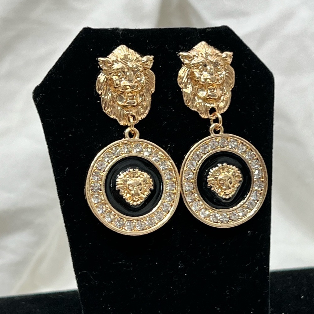 Fashion Jewelry Ladys Earrings Lion Heads Straight Up High Fashion☑️ - Picture 8 of 8